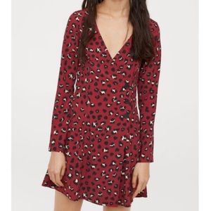 NWT H&M Divided leopard print long sleeve dress